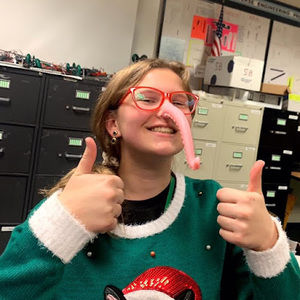 Meet your Posher, Hayley